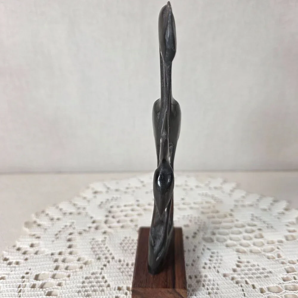 Vintage Hand Carved Water Buffalo Horn Crane Family Sculpture On Wooden Base - Picture 3 of 6